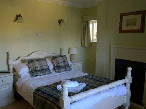 The Helyar Arms Inn